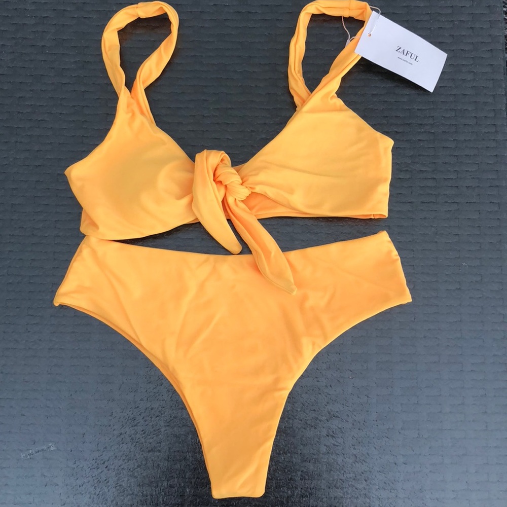 Bathing suit set